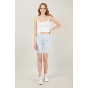 Kadın Cepli Slim Fit Şort