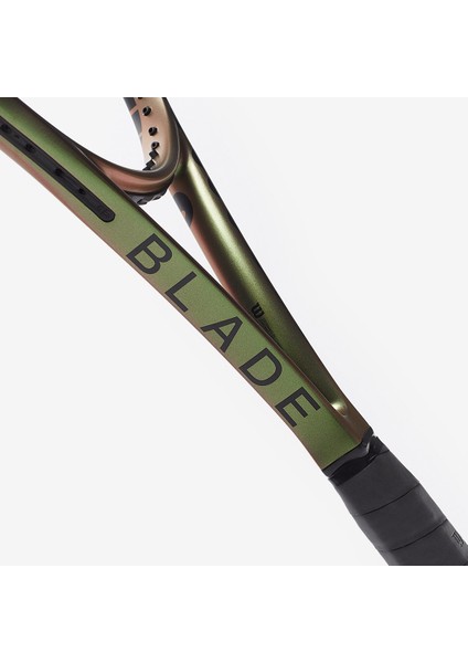 Blade 98S 18X16 V8.0 Tenis Raketi WR079411U3 L3