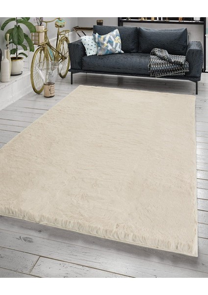 Fuzzy Kürk Halı 80 x 150 cm Krem