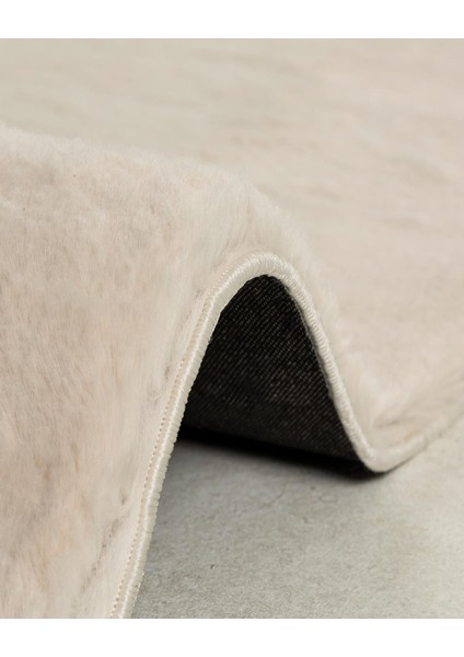 Fuzzy Kürk Halı 80 x 150 cm Krem fiyatları