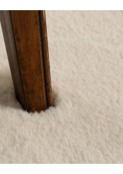 Fuzzy Kürk Halı 80 x 150 cm Krem modelleri