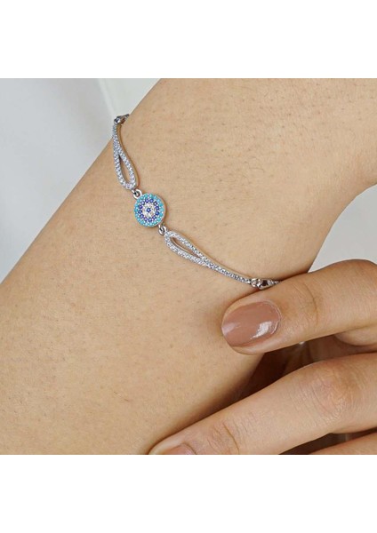 Minimal Nazar Tasarımlı 4 Sıralı Kelepçe Model 925 Ayar Gümüş Kadın Bileklik