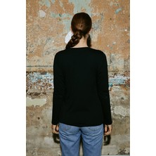 White&Simple Kadın Siyah Uzun Kollu V Yaka Pamuklu T-Shirt