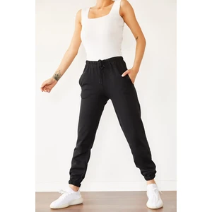 Kadın Eşofman Altı Siyah %100 Pamuklu Rahat Şık Tasarım Sezonsuz Kullanım için