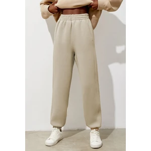 Kadın Bej Comfort Fit Eşofman Altı MG1353