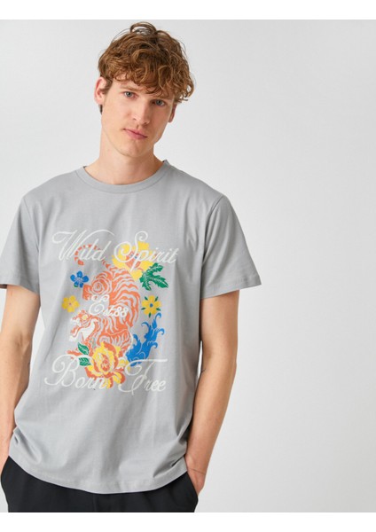 Erkek Kaplan Baskılı Tişört fiyatları