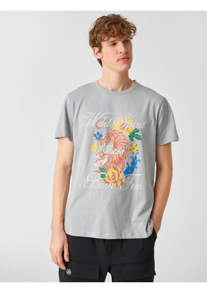 Erkek Kaplan Baskılı Tişört modelleri