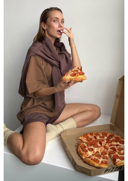 Sütlü Kahve Oversize Basic Kadın Tişört