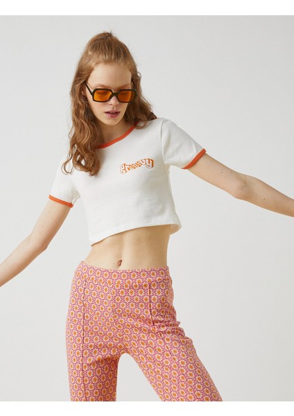 Kadın Crop Tişört Biyeli Kısa Kollu Minimal Baskılı fiyatları