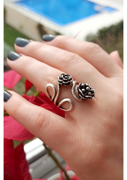 Antik Gümüş Kaplama Çiçek Şekilli El Yapımı Ayarlanabilir Kadın Yüzük