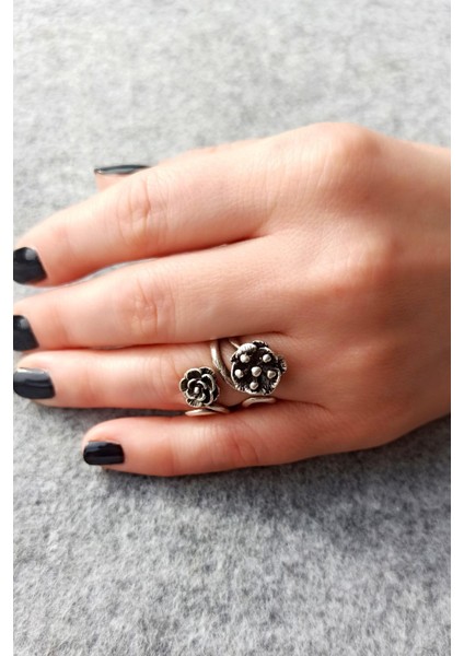 Antik Gümüş Kaplama Çiçek Şekilli El Yapımı Ayarlanabilir Kadın Yüzük indirimleri