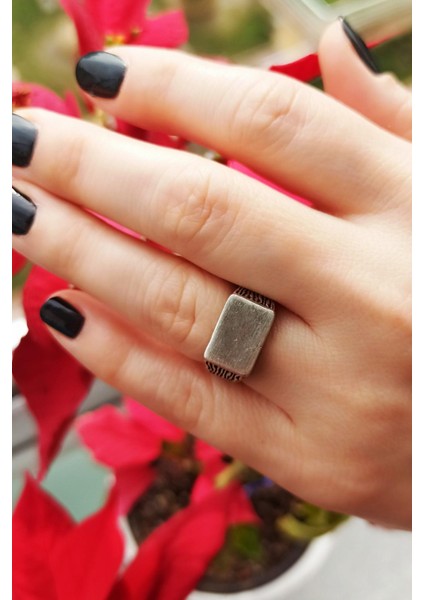 Antik Gümüş Kaplama Dikdörtgen Şekilli El Yapımı Ayarlanabilir Unisex Yüzük fiyatları
