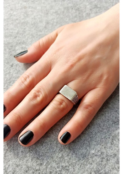 Antik Gümüş Kaplama Dikdörtgen Şekilli El Yapımı Ayarlanabilir Unisex Yüzük modelleri