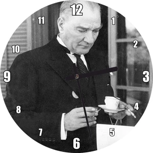 Cakatablo Atatürk Smokinli Kahve Sigara Duvar Saati (Çap 30X30 Cm)