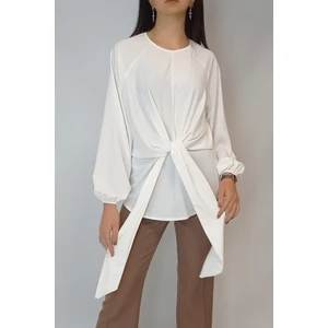 Kadın Siyah Önden Bağlamalı Raglan Kol Bluz