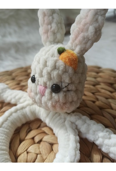 Artgurumist Tavşan Toka Amigurumi