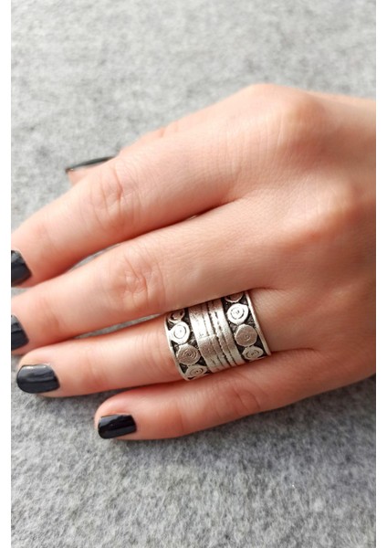 Antik Gümüş Kaplama Özel Motif Şekilli El Yapımı Ayarlanabilir Kadın Yüzük modelleri