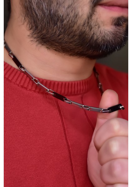 Çelik Erkek Siyah-Beyaz Geçişli Plaka Kolye modelleri