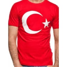 Renkli Bayraklı Tişört