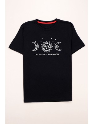 Trendypassion Sun Moon Evren Temalı Tasarım Tshirt