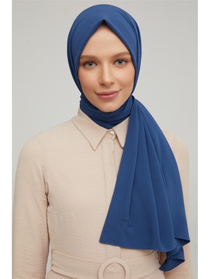 Armine Trend Medine Ipek Şal 00OA0444 1003 Mavi Renkli Kadın Kullanımı İçin Şık Desenli Kumaş