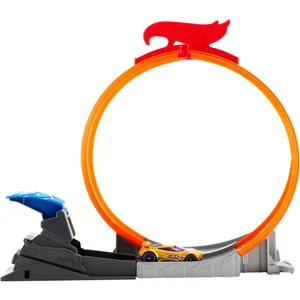 Hot Wheels Hot Wheels Akrobasi Atlayış Yarış Seti Pistin Yıldızı Arabası
