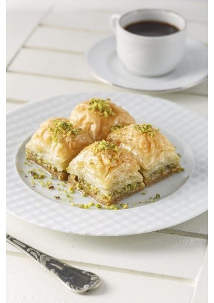 Fıstıklı Özel Baklava (500 Gr)
