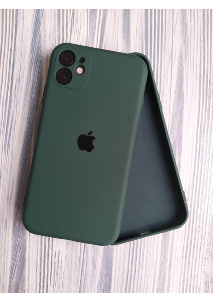 Apple iPhone 11 Uyumlu Kamera Korumalı Lansman Içi Kadife Silikon Logolu Telefon Kılıfı