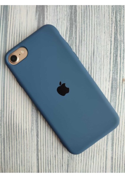 Apple iPhone 7 Uyumlu Lansman Içi Kadife Silikon Logolu Kılıf