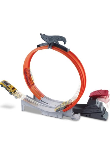 Hot Wheels Akrobasi Atlayış Yarış Seti Pistin Yıldızı Arabası