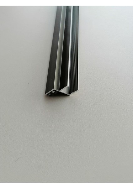 8 mm Alm Cam Balkon Kanat Haş Bronz 200 cm