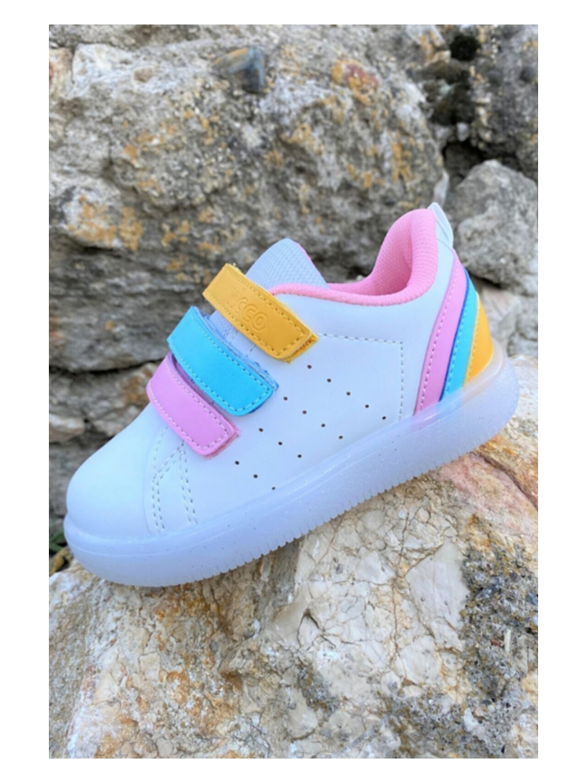 Vicco Sun Kız / Erkek Çocuk Işıklı Beyaz Pembe Sneaker Bebe Patik Filet Spor Ayakkabı 220.P21Y.212