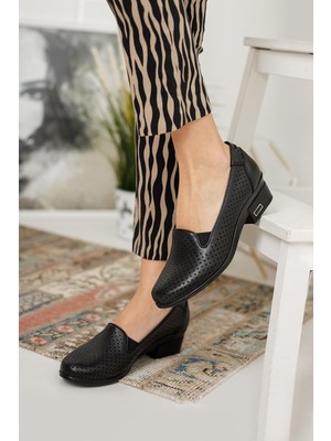 Diego Carlotti Diago Carlotti Gerçek Deri Kısa Topuklu Kadın Ayakkabısı