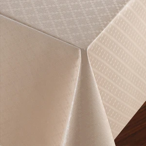 Elyaf Astarlı Pvc Masa Örtüsü Silinebilir Sıvı Geçirmez Leke Tutmaz Baklava Desenli Bej