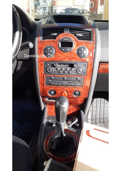 Renault Megan 2 2004 Sonrası Maun Torpido Kaplama Dijital Klima