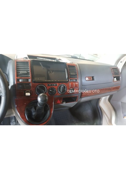 Wolkswagen Transporter T5 2003-2009 Arası 30 Parça Maun Torpido Kaplama