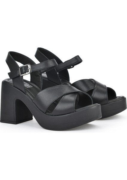 Kadın Deri Topuklu Sandalet 121992 28000 Siyah fiyatları