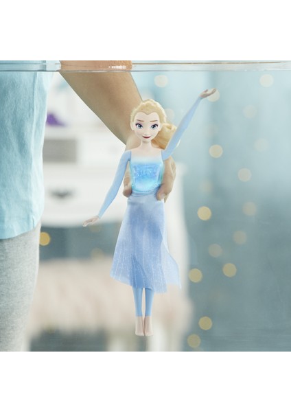 Disney Frozen 2 Elsa'nın Işıklı Su Sihri