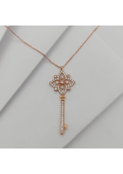 Gümüş Zirkon Taşlı Anahtar Kolye 925 Ayar