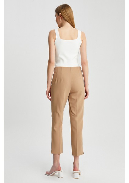 Kadın Pensli Paça Yırtmaçlı Pantolon modelleri