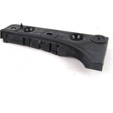 Gkl Audi A6  Sağ Ön Tampon Braketi 1998-2005 4B0807284B