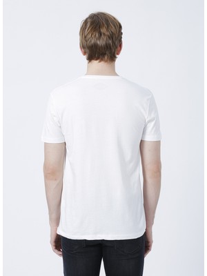 Lee Cooper 222 Lcm 242066 Allen Off White Bisiklet Yaka Slim Fit Baskılı KırıkBeyaz Erkek T-Shirt