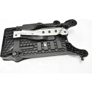 Polo-Ibiza Akü Alt Braketi 2018 Sonrası 2Q0915331