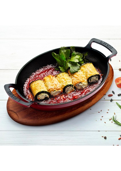 Döküm Oval Kulplu Tava ve Ahşap Altlıklı. Ölçü 23X17CM. - Kırmızı fiyatları