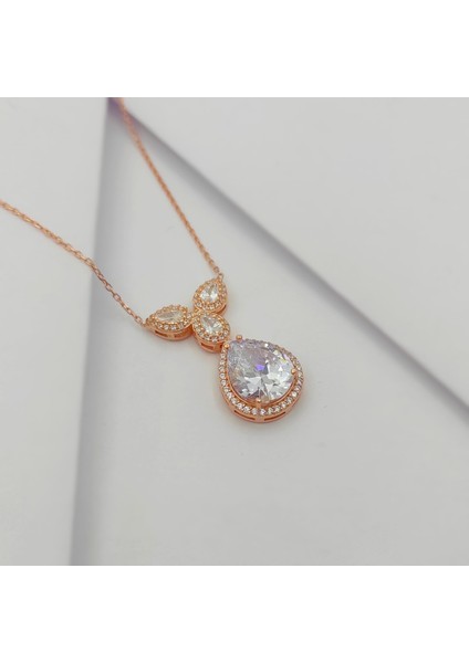 Gümüş Damla Model Taşlı Kolye 925 Ayar