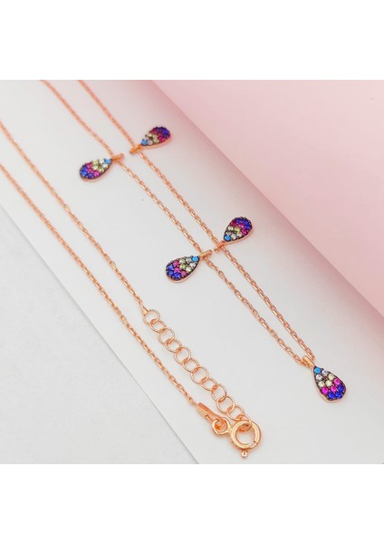 Gümüş Renkli Zirkon Taşlı Damla Model Kolye 925 Ayar