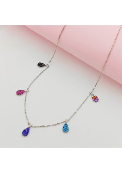 Gümüş Renkli Zirkon Taşlı Damla Model Kolye 925 Ayar