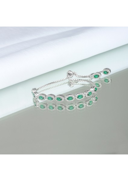 925 Ayar Gümüş Oval Taşlı Zümrüt Model Asansörlü Bileklik