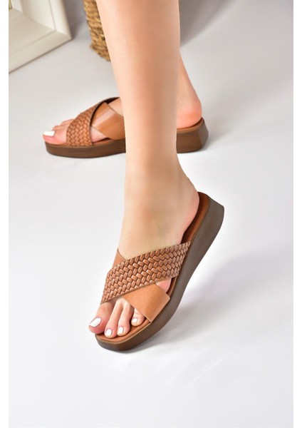 Taba Hakiki Deri Çapraz Bantlı Kadın Terlik M291049903 fiyatları