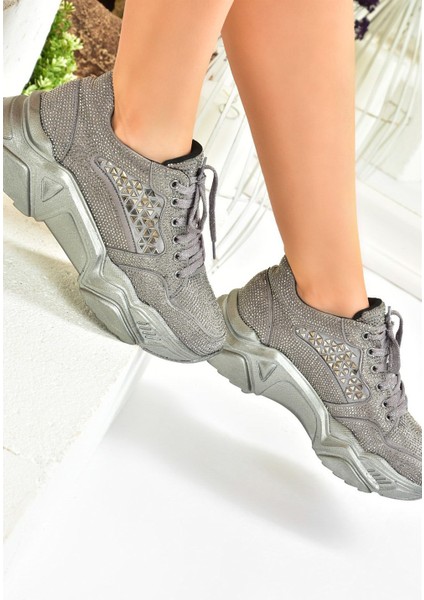 Platin Metal Taş Detaylı Kadın Spor Ayakkabı M444302814 fiyatları